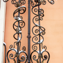 Sécurisez vos escaliers avec des garde-corps en ferronnerie artistique aux motifs élégants Cournon-d'Auvergne